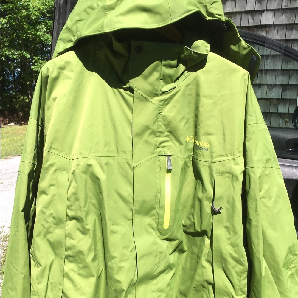 NEW XXL Columbia Waterproof & Windproof Shell (Titanium Collection)
